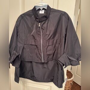 Planet
Nylon Overtop